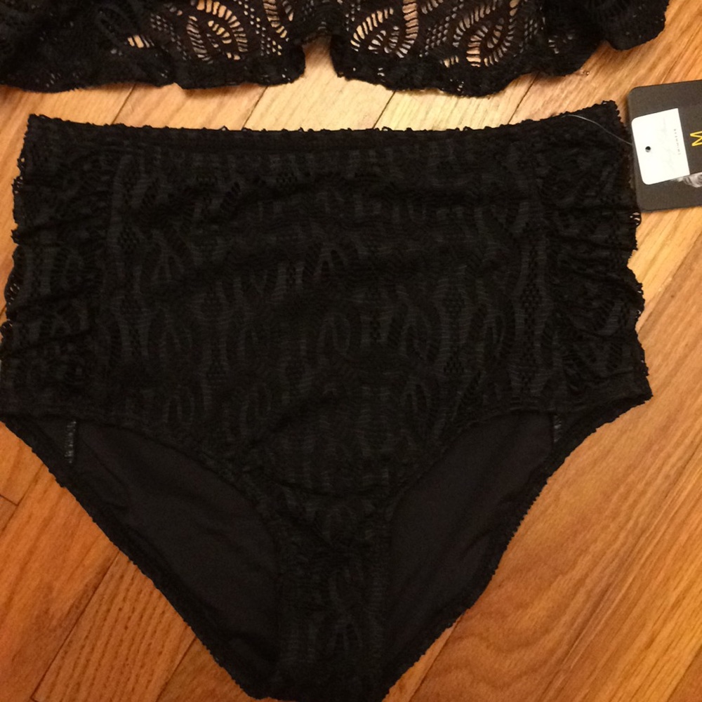 Marilyn Monroe lace halter bikini 2pc set - Picture 2 of 8